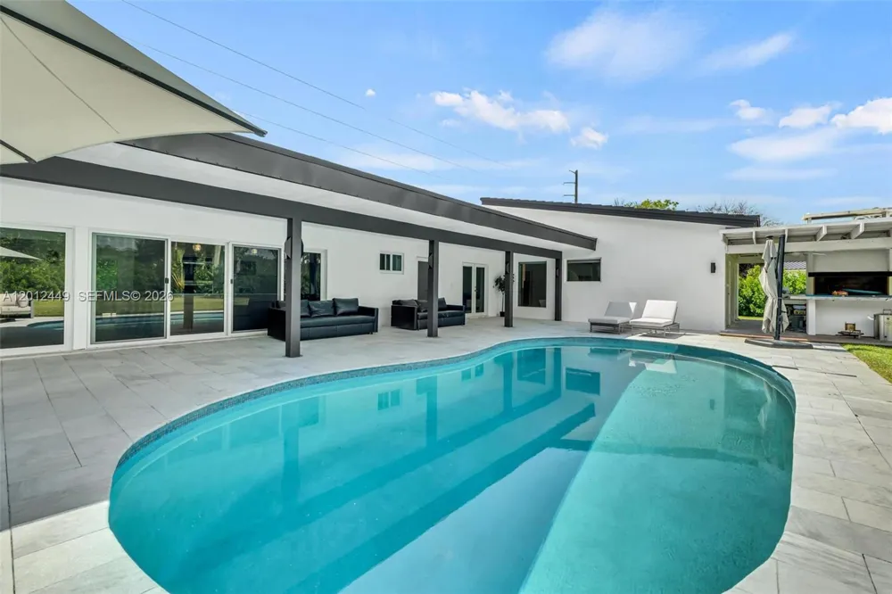 6200 SW 118th St Pinecrest, FL 33156