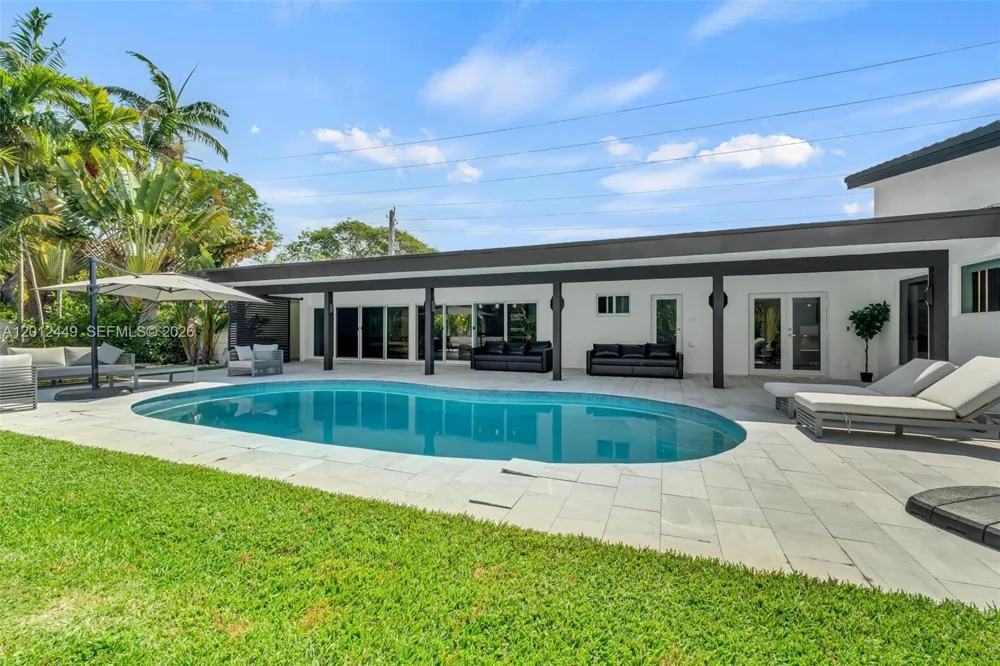 6200 SW 118th St Pinecrest, FL 33156