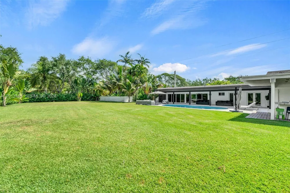 6200 SW 118th St Pinecrest, FL 33156