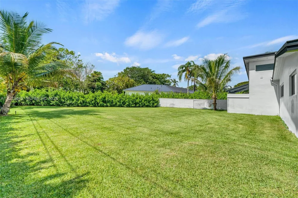 6200 SW 118th St Pinecrest, FL 33156