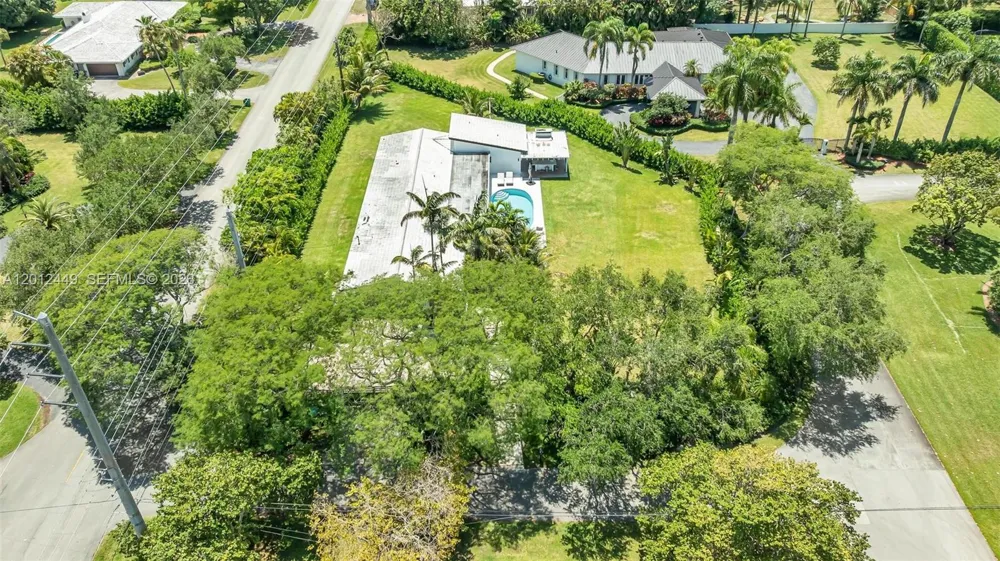 6200 SW 118th St Pinecrest, FL 33156