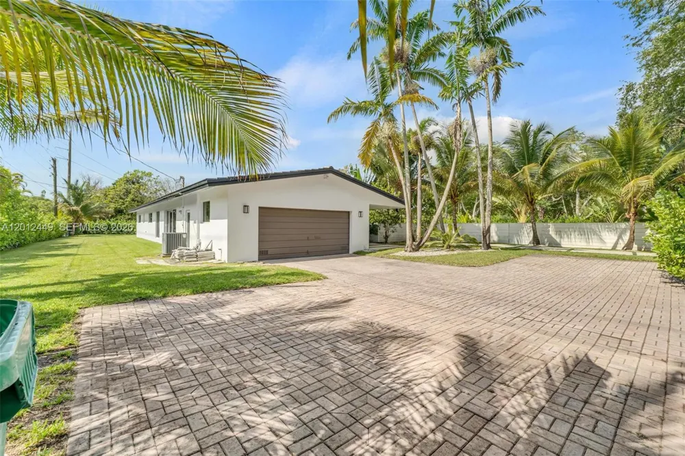 6200 SW 118th St Pinecrest, FL 33156
