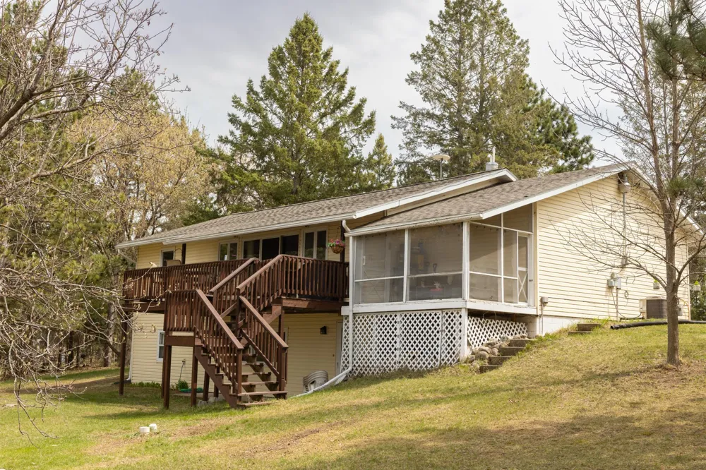 39115 E Blueberry Drive Menahga, MN 56464