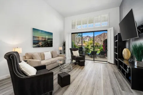 54229 Oakhill