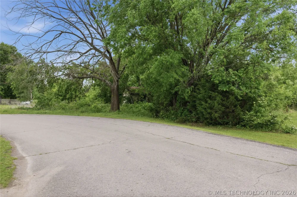 27204 E 742 ROAD Wagoner, OK 74467