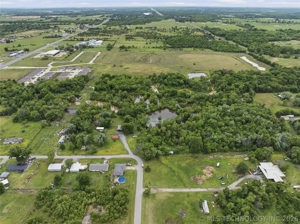 27204 E 742 ROAD Wagoner, OK 74467