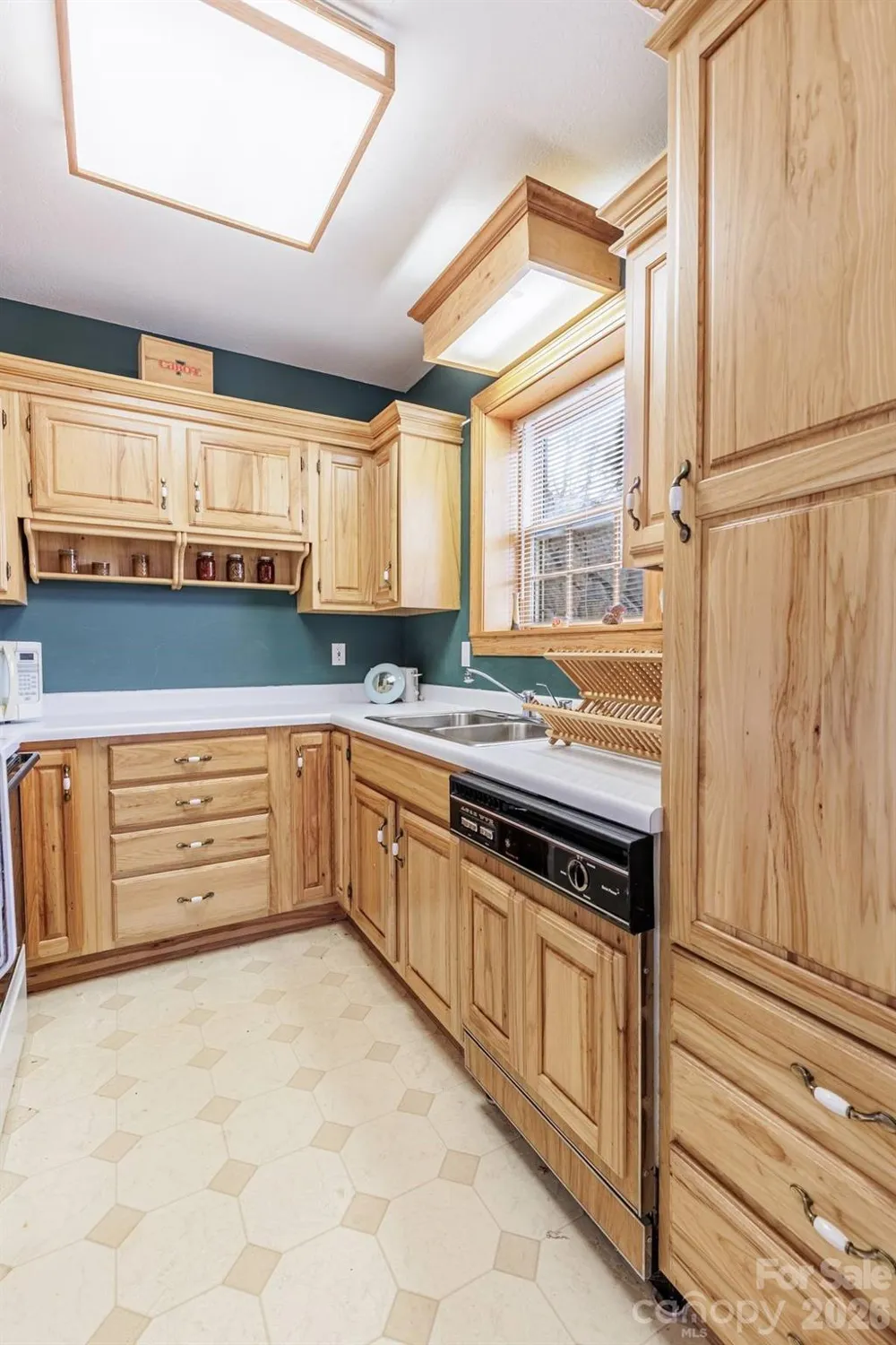 97 Covered Bridge Road Stecoah, NC 98771
