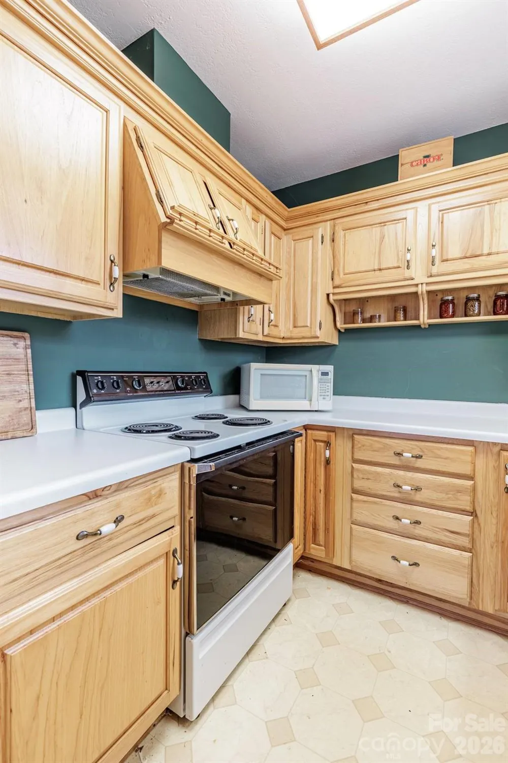 97 Covered Bridge Road Stecoah, NC 98771