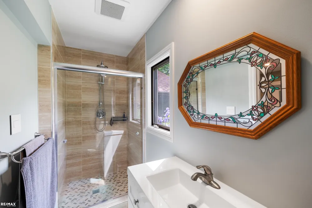 7671 Osborne Drive Millington Village, MI 48746
