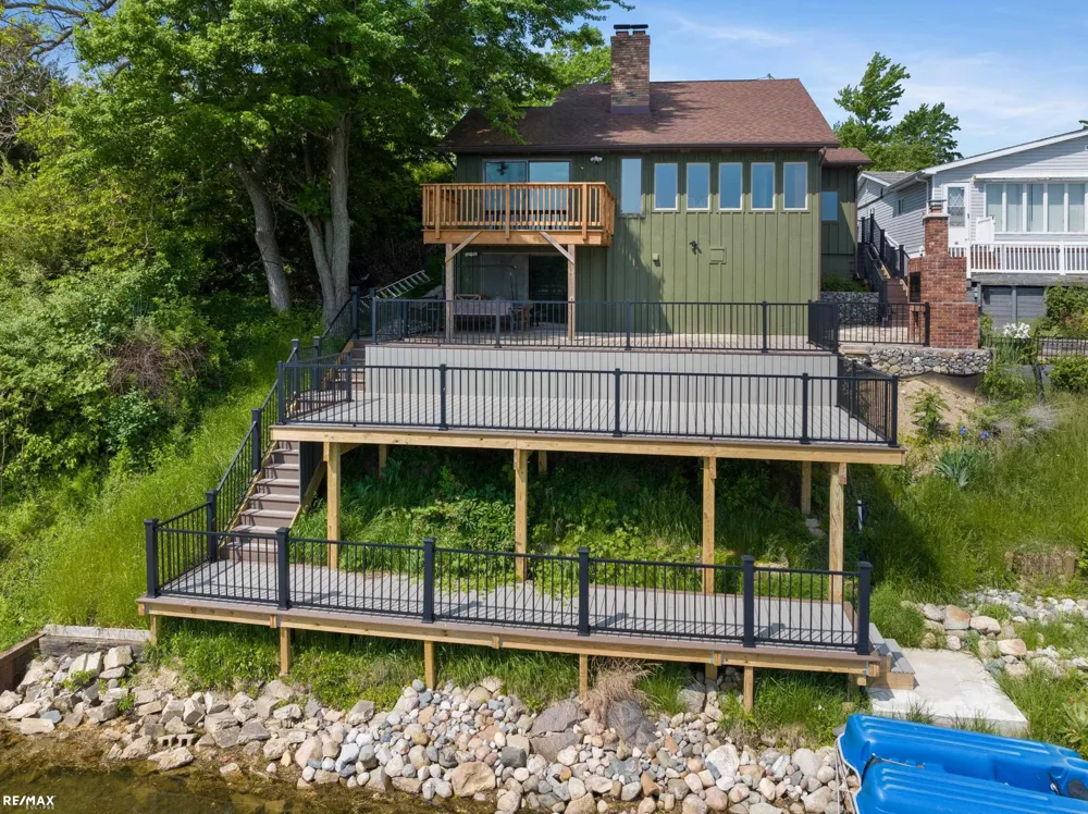 7671 Osborne Drive Millington Village, MI 48746