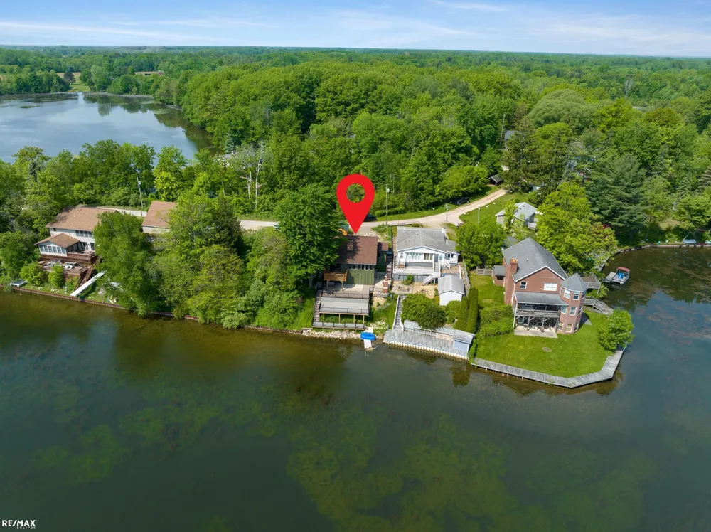 7671 Osborne Drive Millington Village, MI 48746