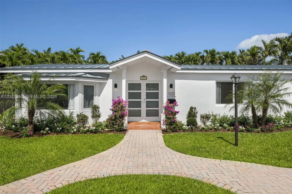 255 Ridgewood Rd Key Biscayne, FL 33149
