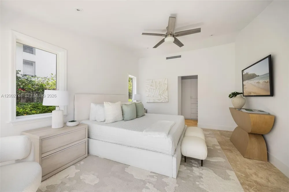 255 Ridgewood Rd Key Biscayne, FL 33149