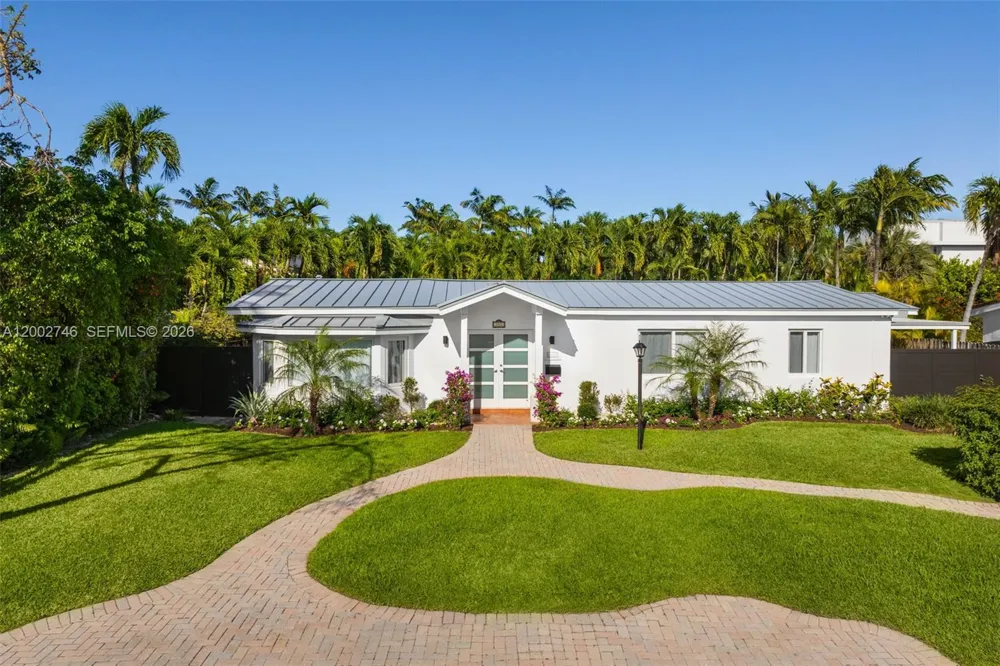 255 Ridgewood Rd Key Biscayne, FL 33149