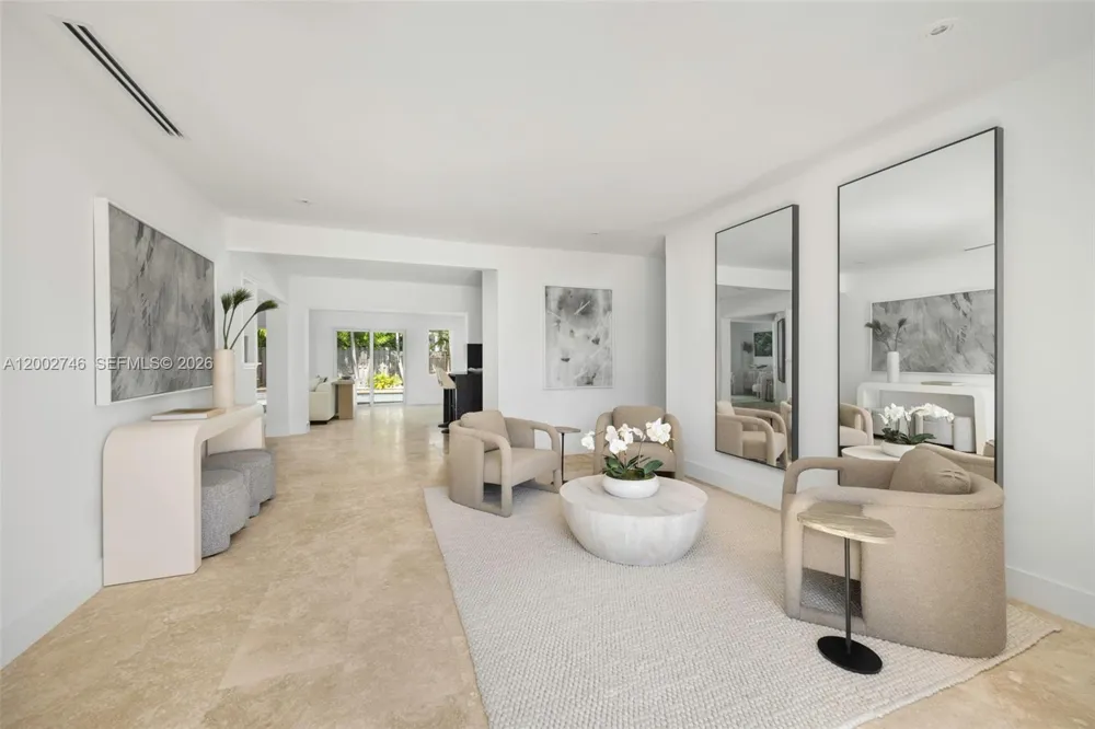 255 Ridgewood Rd Key Biscayne, FL 33149