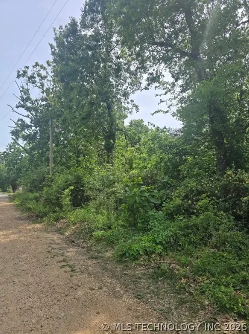 178 Sunny Wood Eucha, OK 74342