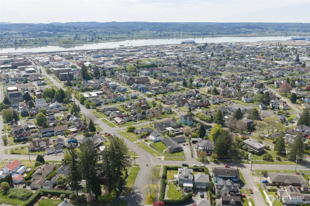 713 Broadway St Aberdeen, WA 98520