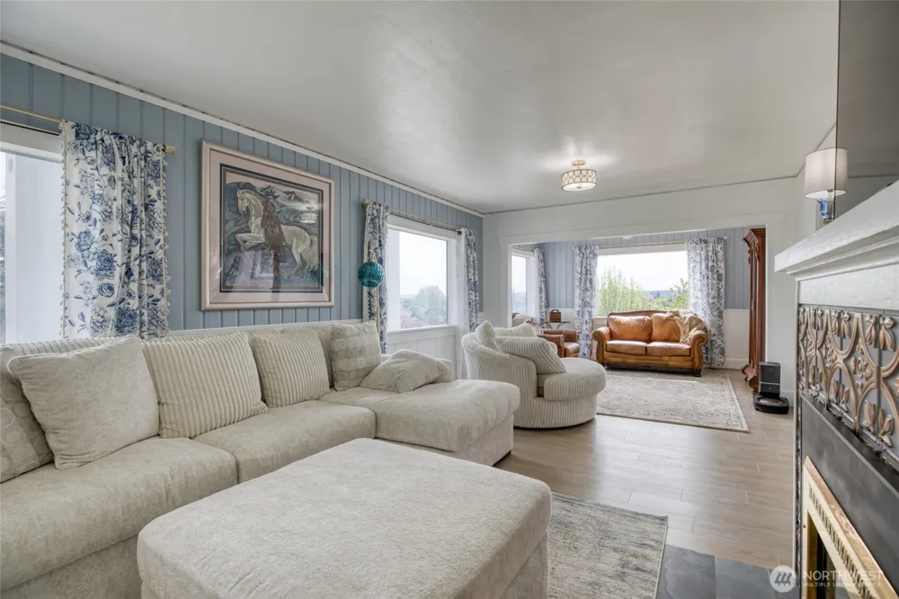 713 Broadway St Aberdeen, WA 98520