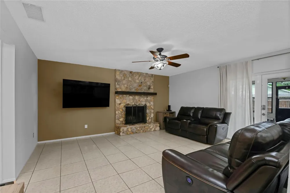 1304 ORTEGA STREET Winter Springs, FL 32708