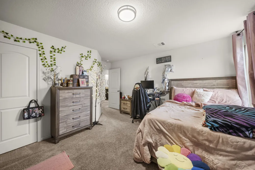 660 Yearwood Lane Jarrell, TX 76537