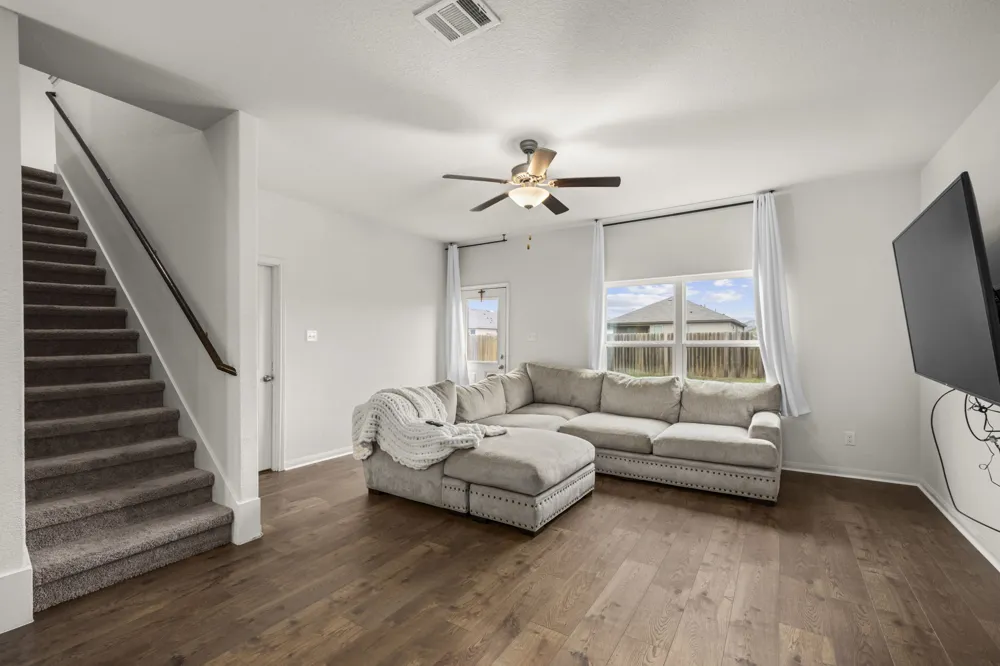 660 Yearwood Lane Jarrell, TX 76537