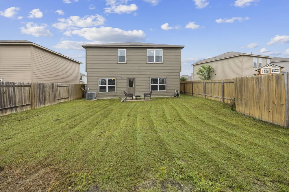 660 Yearwood Lane Jarrell, TX 76537
