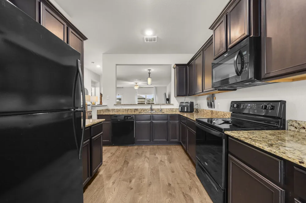 660 Yearwood Lane Jarrell, TX 76537