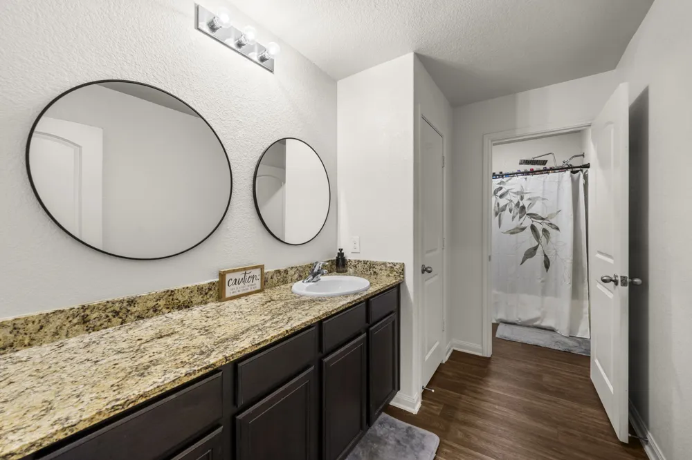 660 Yearwood Lane Jarrell, TX 76537