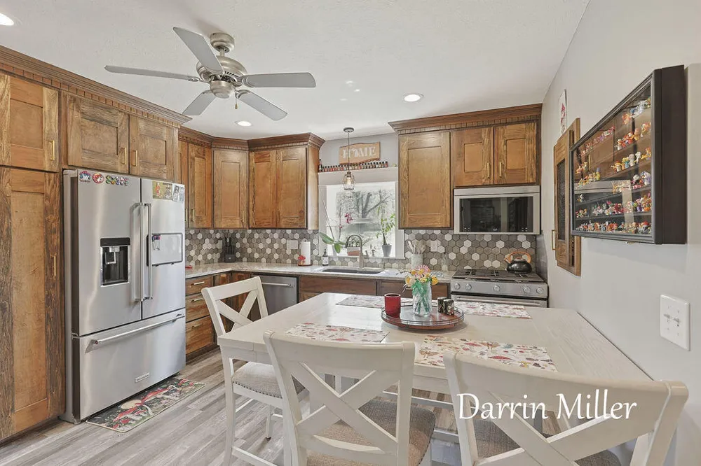 6289 Middle Lake Road Twin Lake, MI 49457