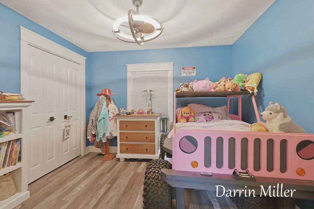 6289 Middle Lake Road Twin Lake, MI 49457