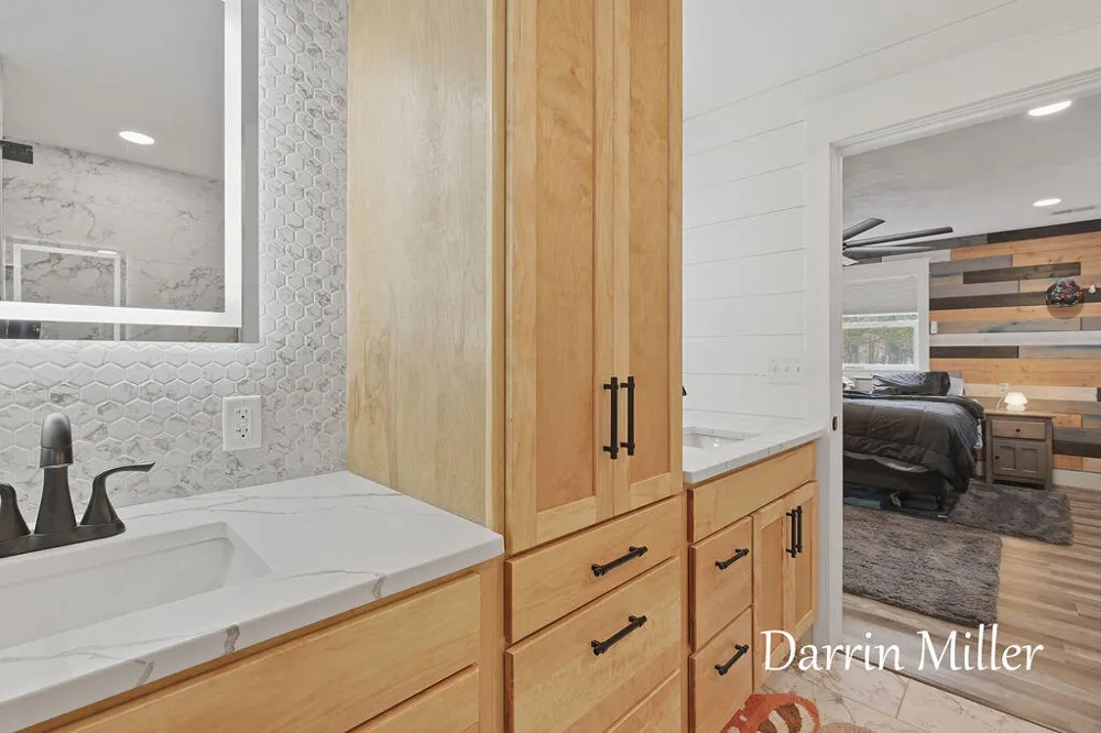 6289 Middle Lake Road Twin Lake, MI 49457