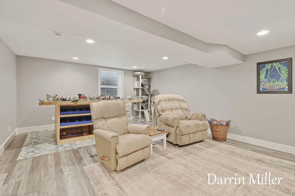 6289 Middle Lake Road Twin Lake, MI 49457