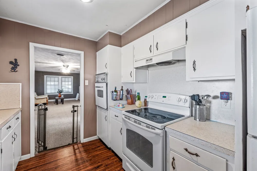 7450 E Highway 6 #2 De Leon, TX 76444
