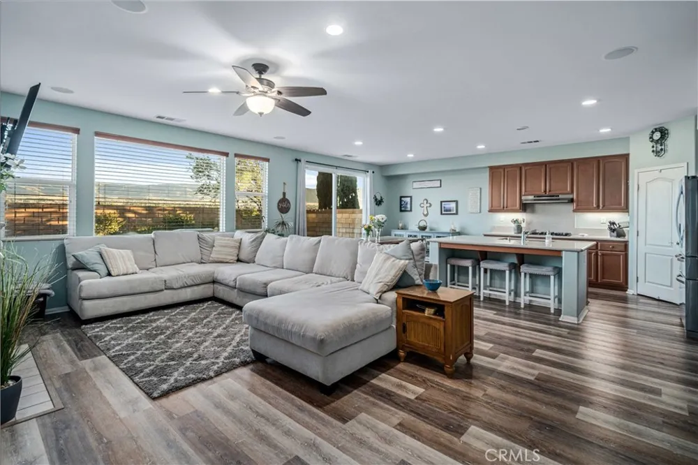 6100 W K-10 AVENUE Lancaster, CA 93536