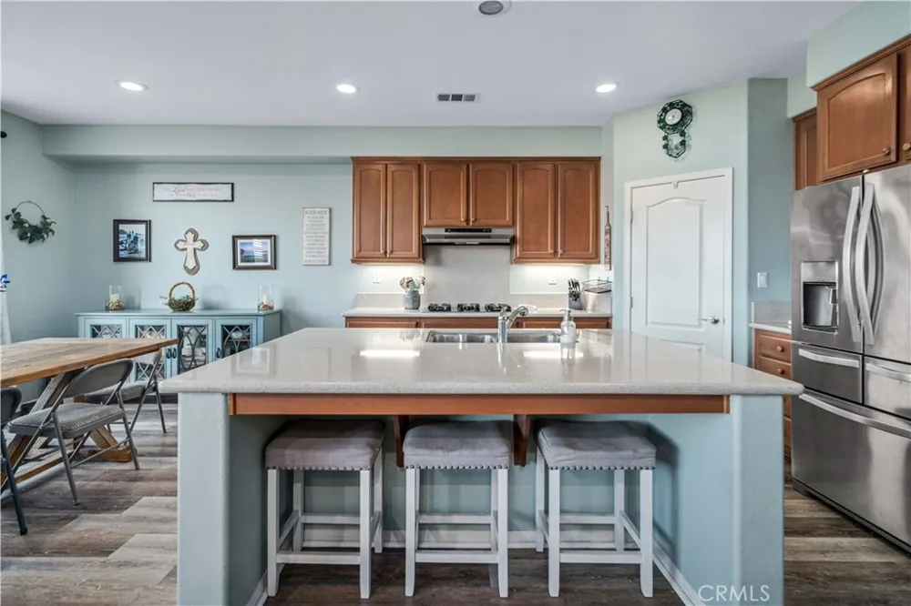 6100 W K-10 AVENUE Lancaster, CA 93536