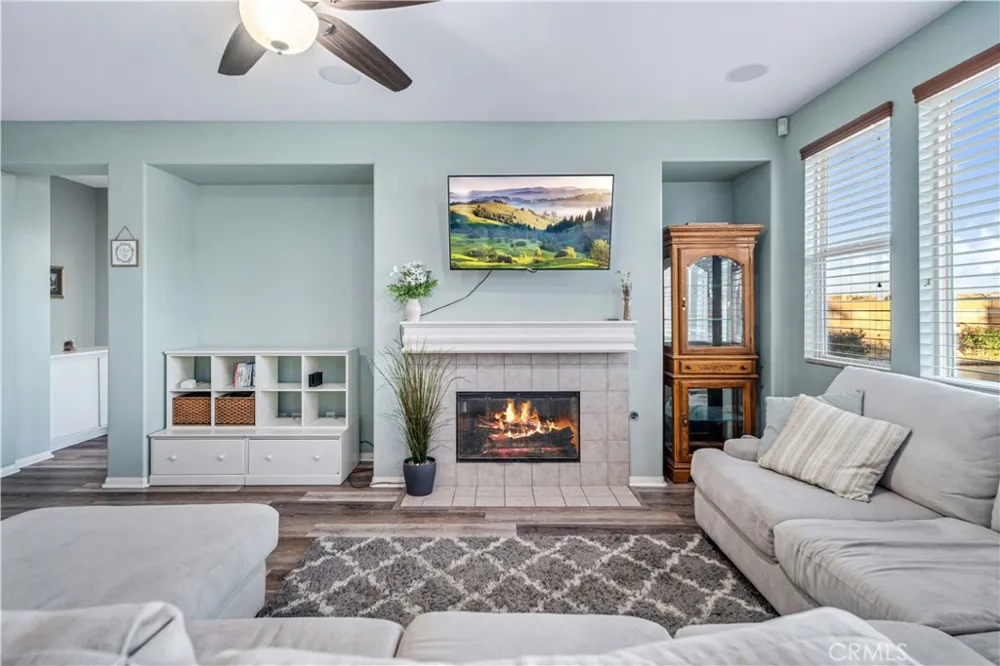 6100 W K-10 AVENUE Lancaster, CA 93536