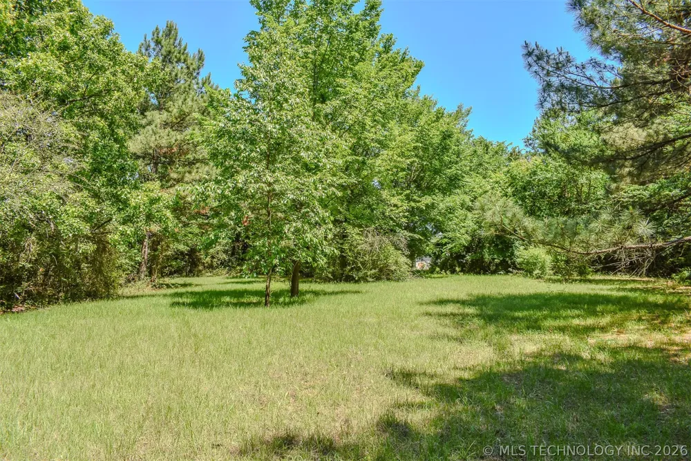1114 4230 ROAD Hugo, OK 74743