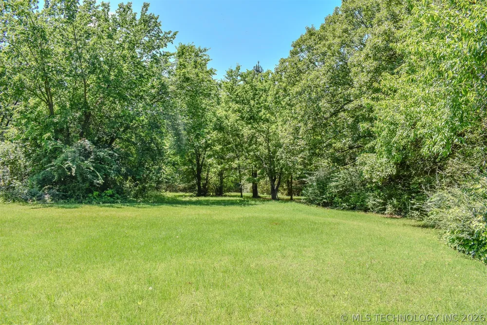 1114 4230 ROAD Hugo, OK 74743