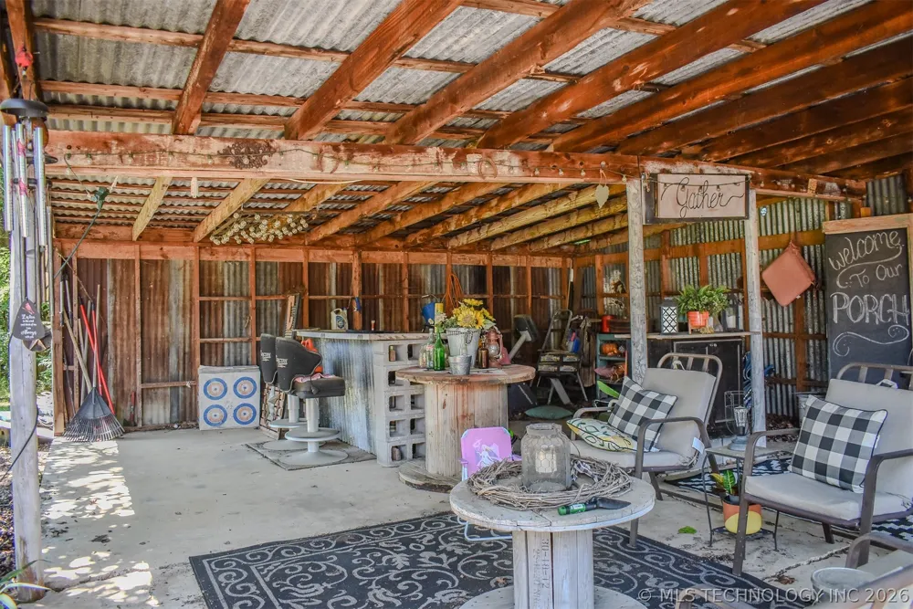 1114 4230 ROAD Hugo, OK 74743