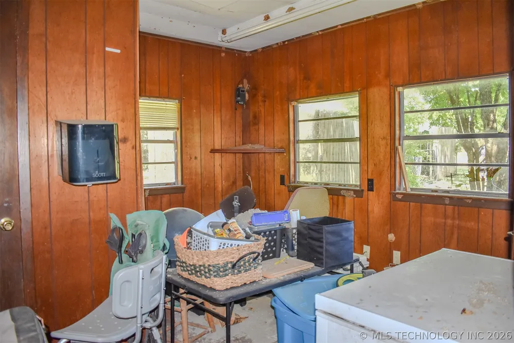 1114 4230 ROAD Hugo, OK 74743