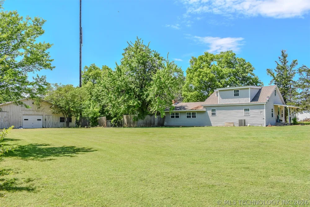 1114 4230 ROAD Hugo, OK 74743