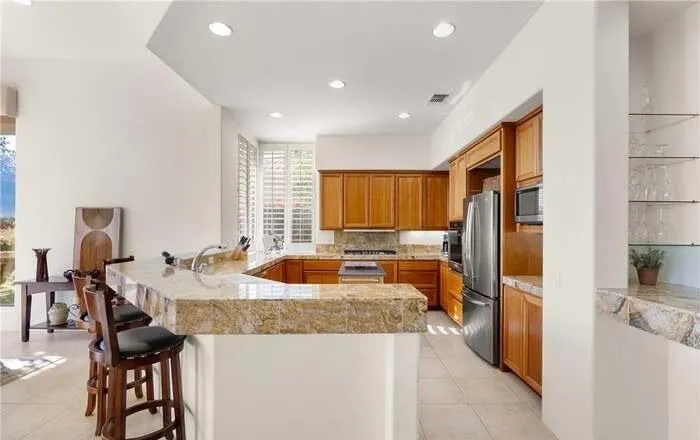 278 Loch Lomond Road Rancho Mirage, CA 92270