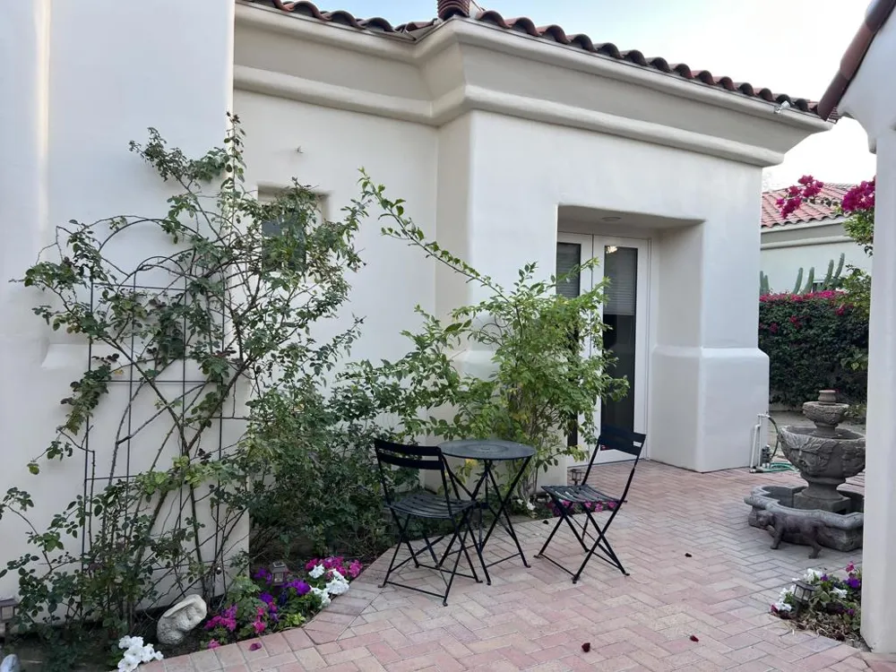 278 Loch Lomond Road Rancho Mirage, CA 92270