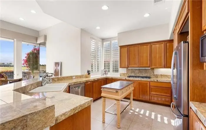 278 Loch Lomond Road Rancho Mirage, CA 92270