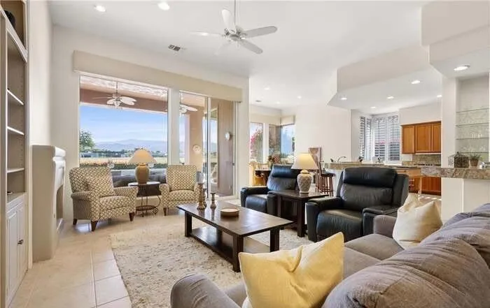 278 Loch Lomond Road Rancho Mirage, CA 92270