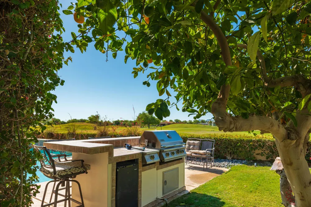 278 Loch Lomond Road Rancho Mirage, CA 92270