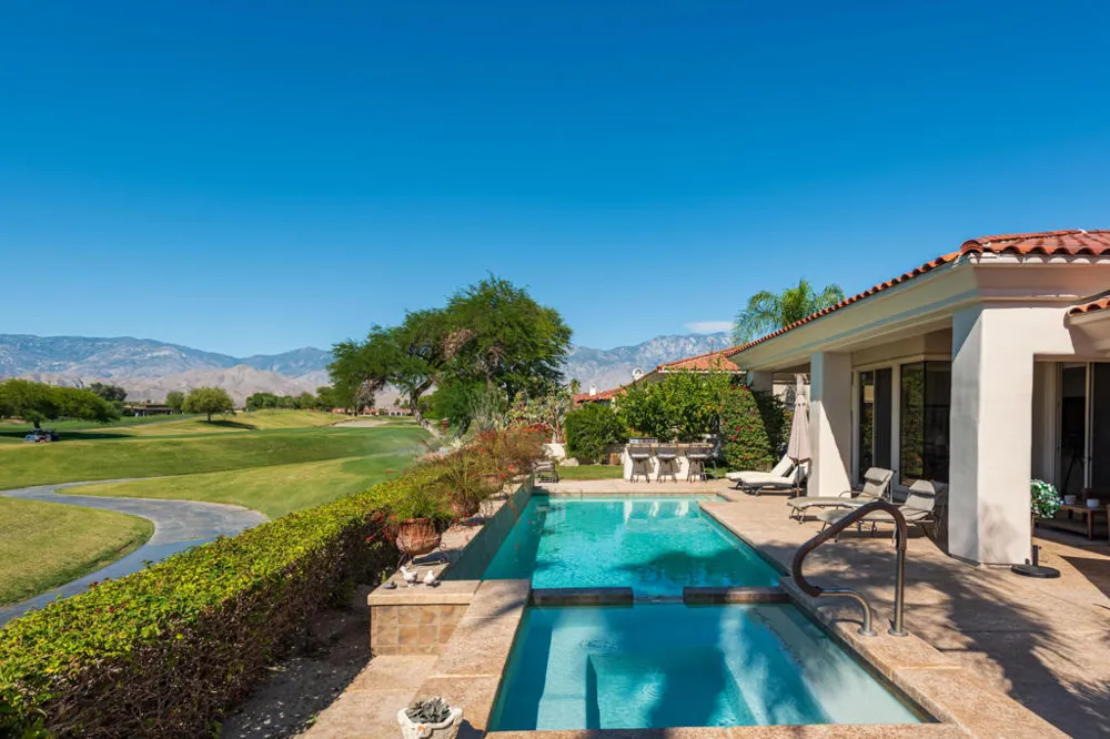 278 Loch Lomond Road Rancho Mirage, CA 92270