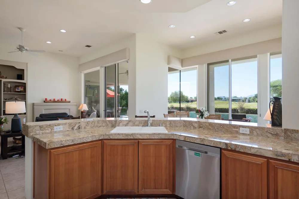 278 Loch Lomond Road Rancho Mirage, CA 92270