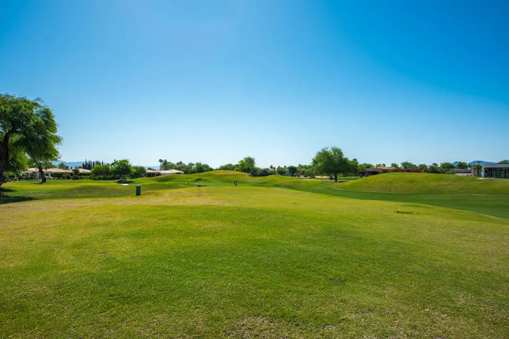 278 Loch Lomond Road Rancho Mirage, CA 92270