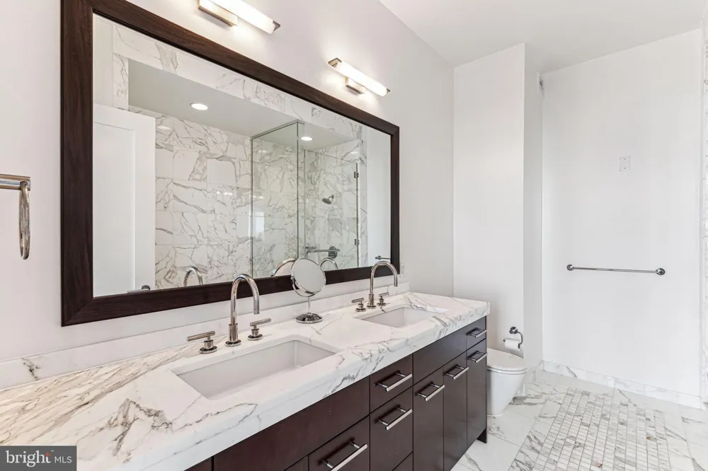1414 S PENN SQUARE #34G Philadelphia, PA 19102